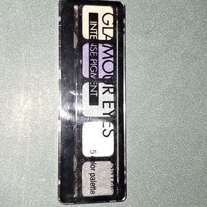 Eyeshadow palette